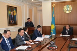 Аким Акмолинской области подверг критике работу местной полицейской службы