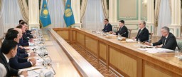 Токаев провел встречу с представителями аграрного бизнеса