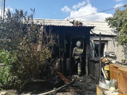 Семью пенсионеров удалось спасти из пожара в городе Степногорске
