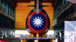 Тайвань спустил на воду новую подводную лодку собственного производства