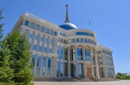 Президент заслушал отчет акима Акмолинской области Ермека Маржикпаева