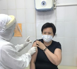 Второй этап вакцинации стартовал в Акмолинской области
