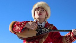 “Деколонизация мышления”. Как новое поколение Казахстана борется за возрождение своей культуры