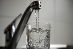 Невозможно пить: жители Кокшетау жалуются на качество питьевой воды