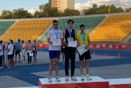 Зелимхан Насыров стал чемпионом Казахстана по легкой атлетике