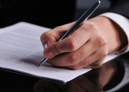 День матери и День отца будут отмечать в Казахстане