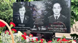 ​В Акмолинской области открыли памятник полицейским, погибшим при исполнении