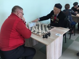 В Кокшетау завершился областной чемпионат по шахматам и шашкам среди ветеранов труда