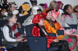 На новогодней елке акима Есильского района дети получили призы за лучшие костюмы