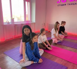 ​Выпускница «Бастау Бизнес» открыла школу современного танца