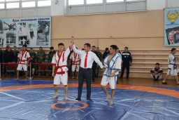 V традиционный Чемпионат по қазақ күресі посвятили памяти Аскара Забикулина