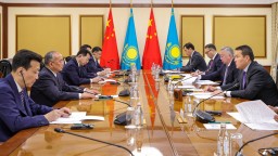 Казахстан готов увеличить поставки своей продукции в Китай - Алихан Смаилов