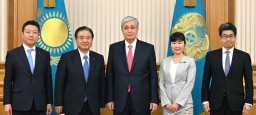 Токаев принял председателя Японской парламентской лиги дружбы с Казахстаном Тошиаки Эндо