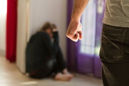 Семейно-бытовое насилие: статистика демонстрирует рост
