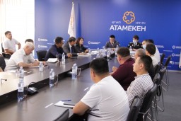 ​Вопрос своевременной поставки и отгрузки ГСМ обсудили в Акмолинской области