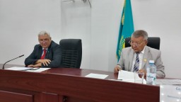 В Кокшетау не успевают построить бюджетные дома, сотни семей ожидают свои квартиры (ВИДЕО)