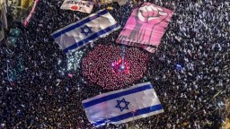 "Это не судебная реформа". Акции протеста в Израиле собрали рекордные 500 тысяч участников