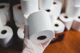 Казахстанцы используют значительно меньше туалетной бумаги, чем раньше