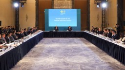 Алихан Смаилов призвал иностранных партнеров инвестировать в проекты в Казахстане