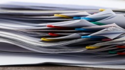 Госзакупки офисной бумаги импортного производства запретят в Казахстане