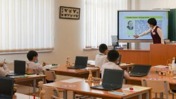 В Казахстане введена пятидневка для школьных учителей