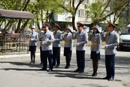 ​Песни Победы спели под окнами ветеранов войны в Кокшетау