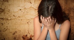 Трое мужчин насиловали 12-летную девочку в Целиноградском районе Акмолинской области.⠀
