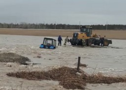Мужчина погиб во время паводка в Акмолинской области: сельчане обвиняют в трагедии акимат