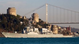 Дайджест: военные корабли США не пошли в Черное море, Соболь ждет приговора. Главное 15 апреля
