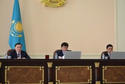 Аким Акмолинской области принял участие в сессии областного маслихата