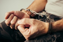 Акмолинские полицейские задержали преступника, находившегося в розыске 20 лет