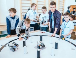 Как реализуется цифровизация образования в Акмолинской области