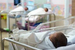 15 малышей родились в день 30-летия Независимости в Кокшетау