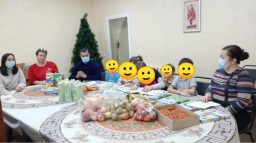 Полицейские и общественники подарили подарки детям из кризисного центра Кокшетау