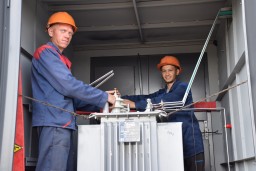 Жителям Красного Яра установили новое электрооборудование