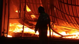 Девять детей и трое взрослых погибли в результате пожара на юге Казахстана