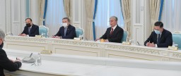 Глава государства принял министра иностранных дел России Сергея Лаврова