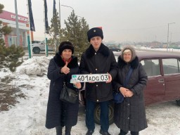 ​83-летняя жительница Кокшетау получила казахстанский номер