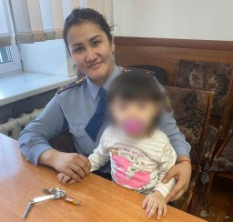 Участковый инспектор полиции установила квартиру, где няня била годовалого ребенка в Кокшетау