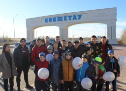 В Кокшетау встретили чемпиона мира по версии К1 Мергена Билялова