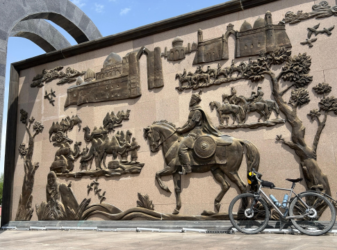 ​Layne Gneiting: Every Journey of a Million Miles Passes through Kazakhstan