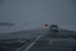 В Акмолинской области водителей просят отказаться от дальних поездок из-за непогоды