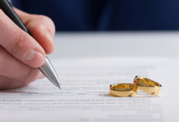 И браков, и разводов в Казахстане стало меньше на 8%