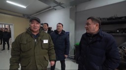 Аким области посетил машинно-тракторную мастерскую в Зерендинском районе