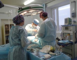 В Кокшетау впервые проведена сложная операция по удалению рака гортани