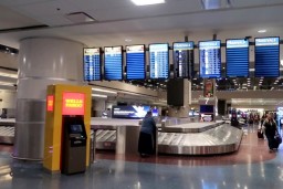 ЕС исключил США из списка безопасных для путешествий стран