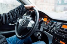 Пьяный житель Кокшетау угнал автомобиль своего друга