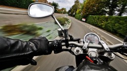 Мотоциклист попал в ДТП и погиб в Акмолинской области