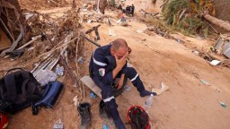 Наводнение в Ливии неделю спустя: международная помощь набирает обороты, число жертв растет
