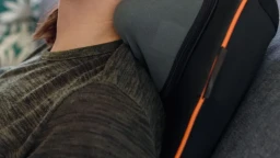 Акмолинки под давлением купили массажные накидки за 3,2 млн тенге, а потом вернули деньги